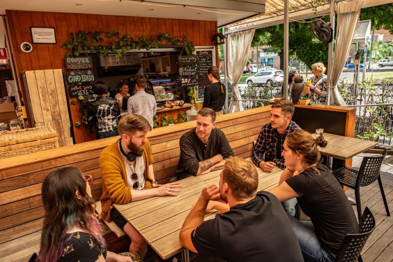 The Mansion Melbourne Hostel Exterior photo The interior of a café in Belgrade, Serbia